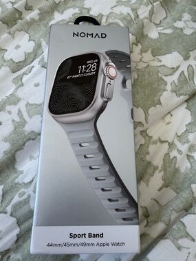 Nomad Sport Band in Light Gray for Apple Watch